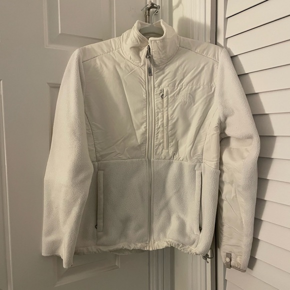The North Face Jackets & Blazers - The NorthFace white jacket